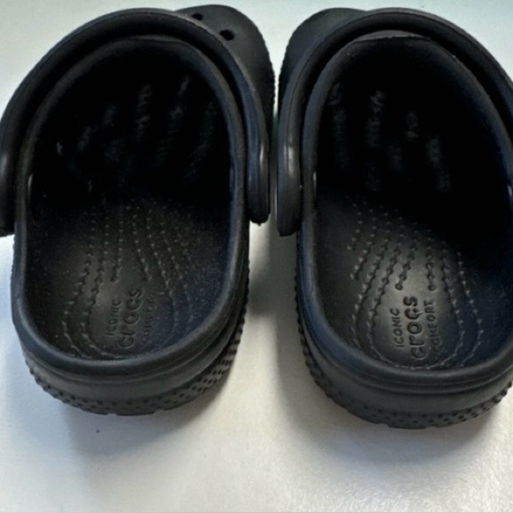 CROCS unisex toddler size black perforated slide on adjustable heel strap - Picture 4 of 5